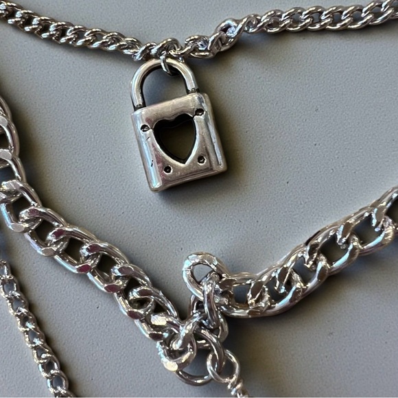 Layered Gothic Heart Lock and Key Pendant Necklace - Picture 7 of 16